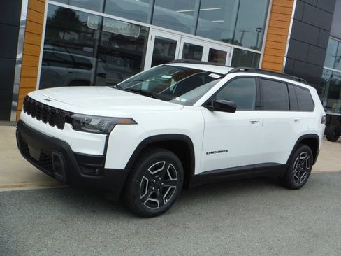 New 2026 Jeep Cherokee Laredo AWD/4WD image 1