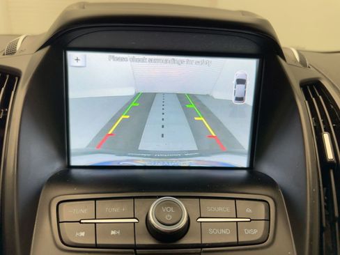 Used 2018 Ford Escape SEL image 24