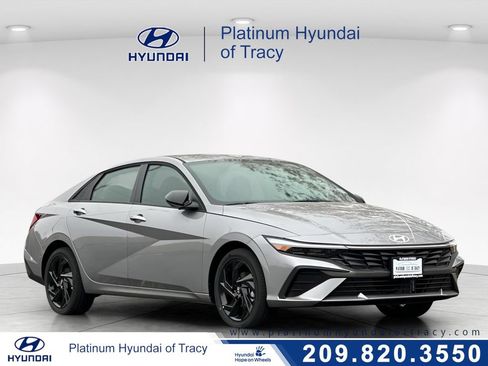 New 2026 Hyundai Elantra SEL FWD image 1