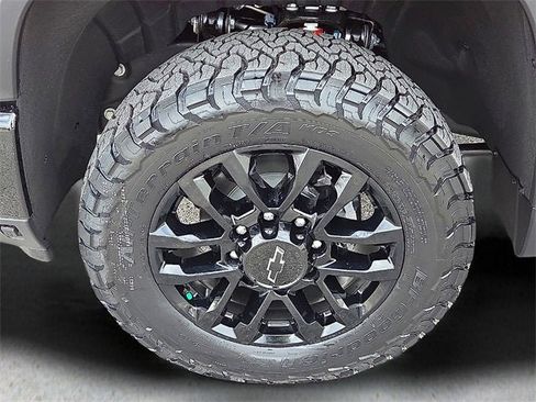 New 2026 Chevrolet Silverado 2500 LT w/ Trail Boss Package image 9