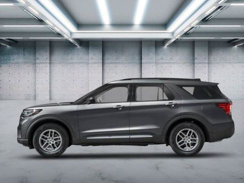 New 2026 Ford Explorer Active AWD/4WD image 2