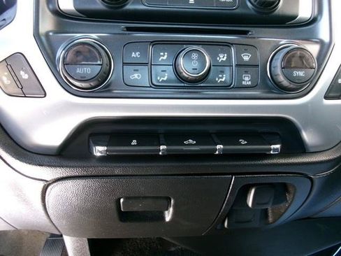 Used 2014 GMC Sierra 1500 SLE w/ SLE Value Package AWD/4WD image 9