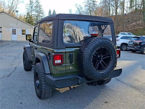 Used 2022 Jeep Wrangler Sport image 9