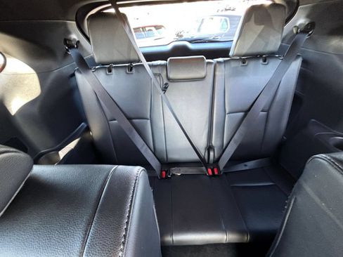 Used 2025 Toyota Highlander XSE AWD/4WD image 27