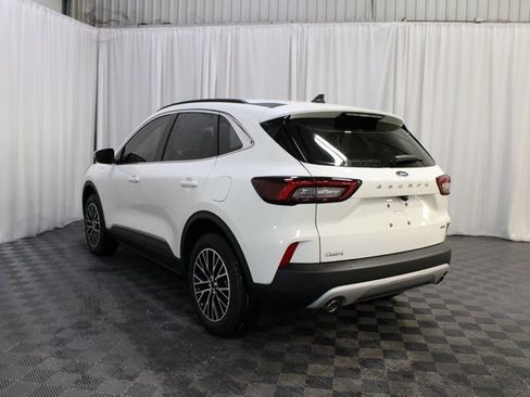 New 2026 Ford Escape SE image 23