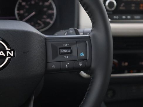 New 2026 Nissan Rogue SV AWD/4WD image 9