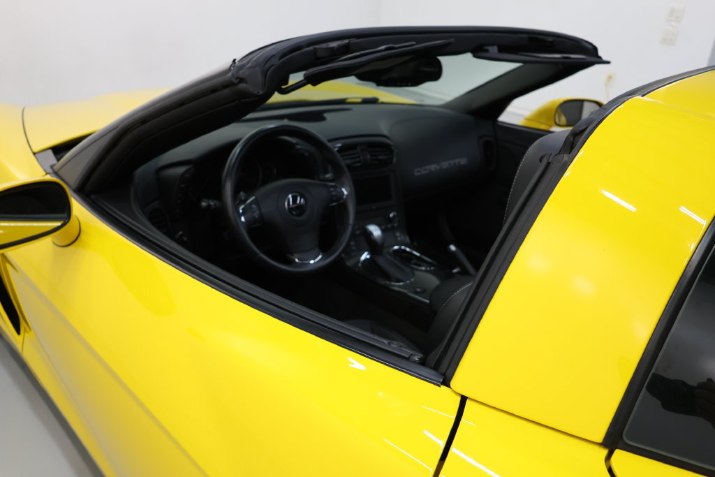 Used 2012 Chevrolet Corvette Grand Sport w/ 4LT Preferred Equipment Group RWD image 70