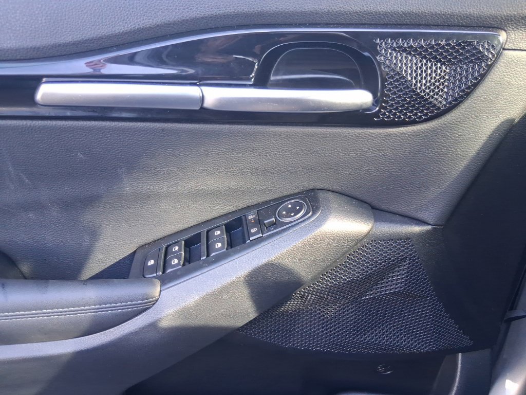 Certified 2025 Kia Seltos S AWD/4WD image 10
