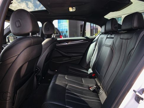 Used 2019 BMW 530e xDrive w/ Convenience Package AWD/4WD image 26