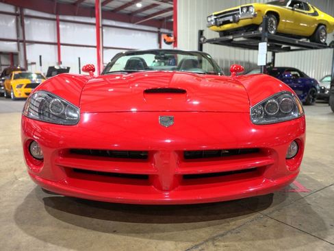 Used 2004 Dodge Viper SRT-10 image 13