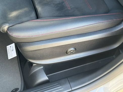 Used 2022 Mercedes-Benz GLB 35 AMG 4MATIC image 22