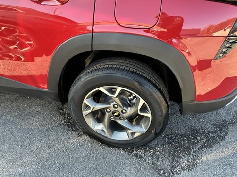 New 2026 Chevrolet Trax LT w/ LT Convenience Package image 10