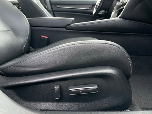 Certified 2021 Honda Accord Touring image 30