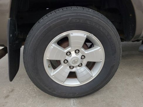 Used 2015 Toyota Tacoma 4x4 Double Cab w/ TRD Sport Package image 25