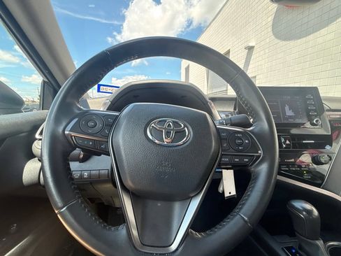 Used 2024 Toyota Camry SE FWD image 19