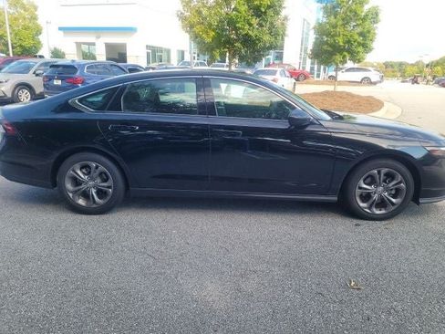 Certified 2024 Honda Accord EX image 7