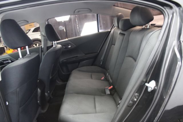 Used 2017 Honda Accord LX image 18