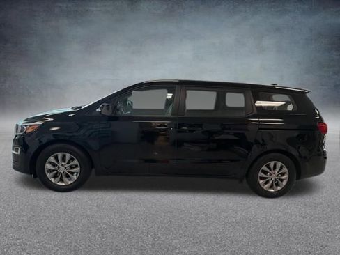Used 2020 Kia Sedona L image 10
