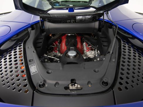 Certified 2022 Ferrari SF90 Spider AWD/4WD image 18