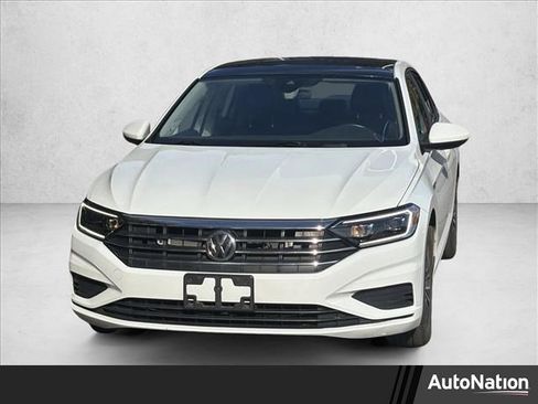 Used 2019 Volkswagen Jetta SEL image 1