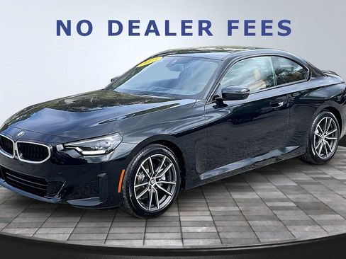 Used 2025 BMW 230i xDrive Coupe w/ Convenience Package image 1