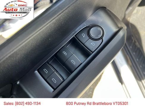 New 2026 GMC Canyon Elevation w/ Convenience Package AWD/4WD image 11