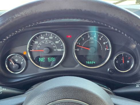 Used 2013 Jeep Wrangler Unlimited Sport AWD/4WD image 23