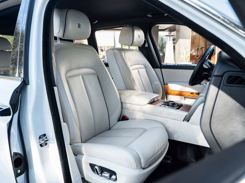 Certified 2021 Rolls-Royce Cullinan image 58
