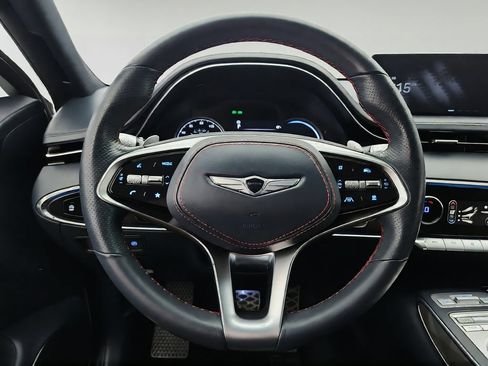 Used 2022 Genesis GV70 3.5T Sport w/ Sport Advanced Package AWD/4WD image 15