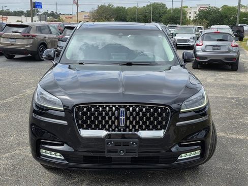Used 2022 Lincoln Aviator Grand Touring w/ Elements Package Plus AWD/4WD image 3