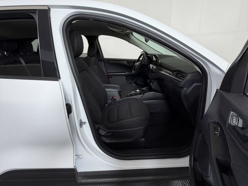 Used 2023 Ford Escape Active FWD image 5