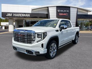 Used 2023 GMC Sierra 1500 Denali w/ Denali Reserve Package AWD/4WD video 3