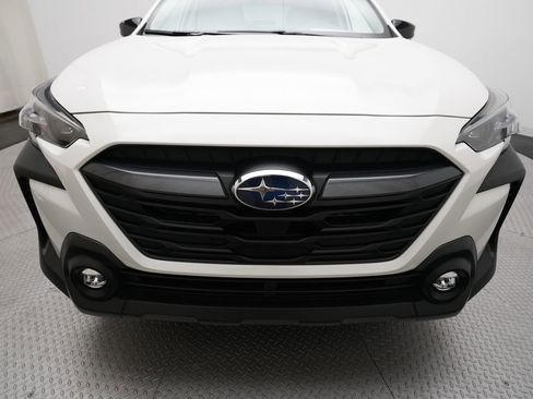 Used 2025 Subaru Outback Premium w/ Popular Package #1A image 23