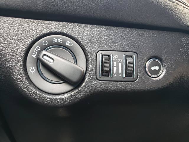 Used 2023 Dodge Challenger R/T Scat Pack RWD image 26