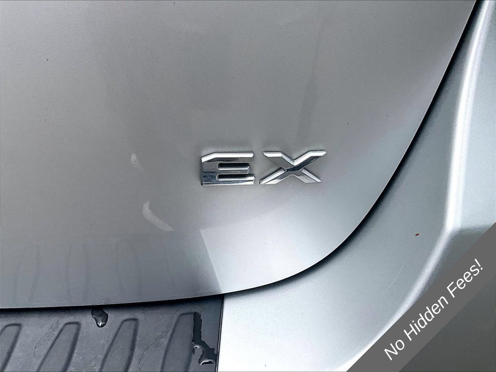 Used 2018 Kia Sedona EX FWD image 8