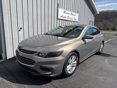 Used 2017 Chevrolet Malibu LT w/ Leather Package image 14
