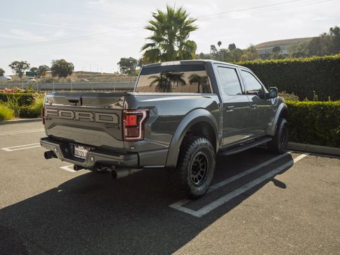 Used 2020 Ford F150 Raptor w/ Equipment Group 802A Luxury AWD/4WD image 5
