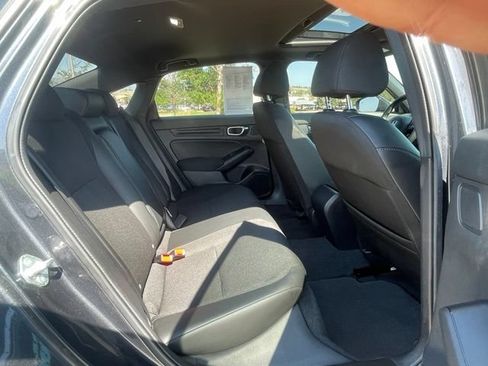 Used 2025 Honda Civic Sport image 31