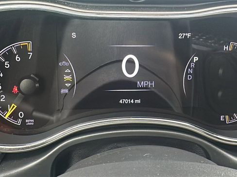 Used 2021 Jeep Grand Cherokee Laredo X image 17