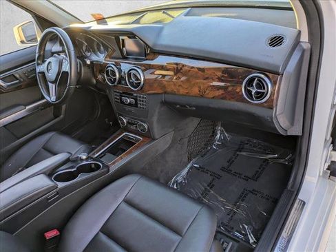 Used 2014 Mercedes-Benz GLK 350 2WD image 18