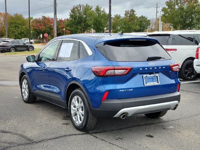 Used 2023 Ford Escape Active w/ Tech Pack #2 FWD image 3
