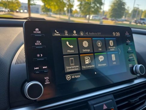 Used 2019 Honda Accord Sport image 32