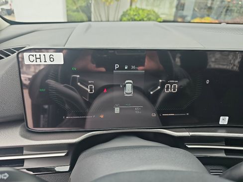 New 2026 Kia Sportage S image 15