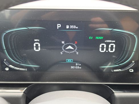 Used 2023 Kia Niro EX Touring FWD image 18