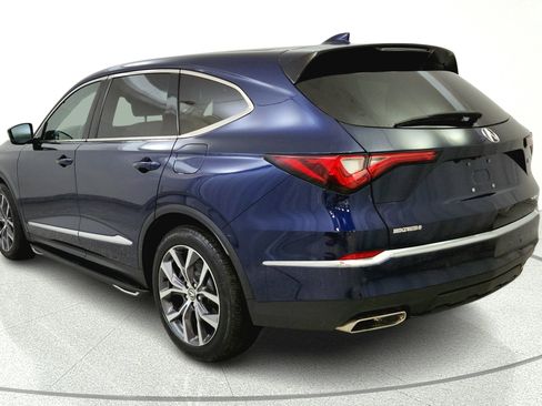 Used 2023 Acura MDX SH-AWD w/ Technology Package image 5