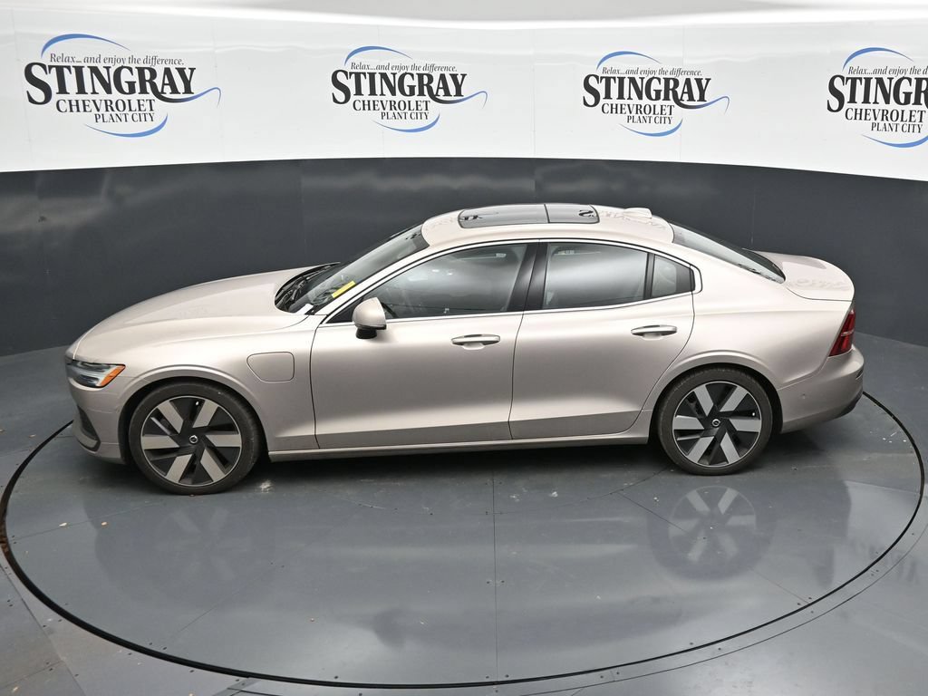 Used 2023 Volvo S60 T8 Ultimate AWD/4WD image 21