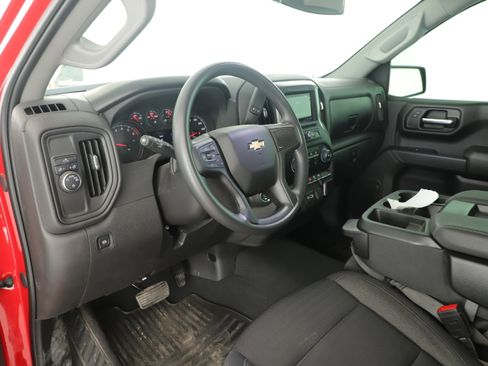 Used 2024 Chevrolet Silverado 1500 Custom image 18