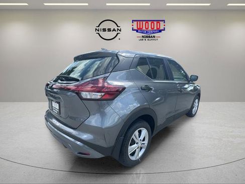 Certified 2025 Nissan Kicks Play S FWD image 3