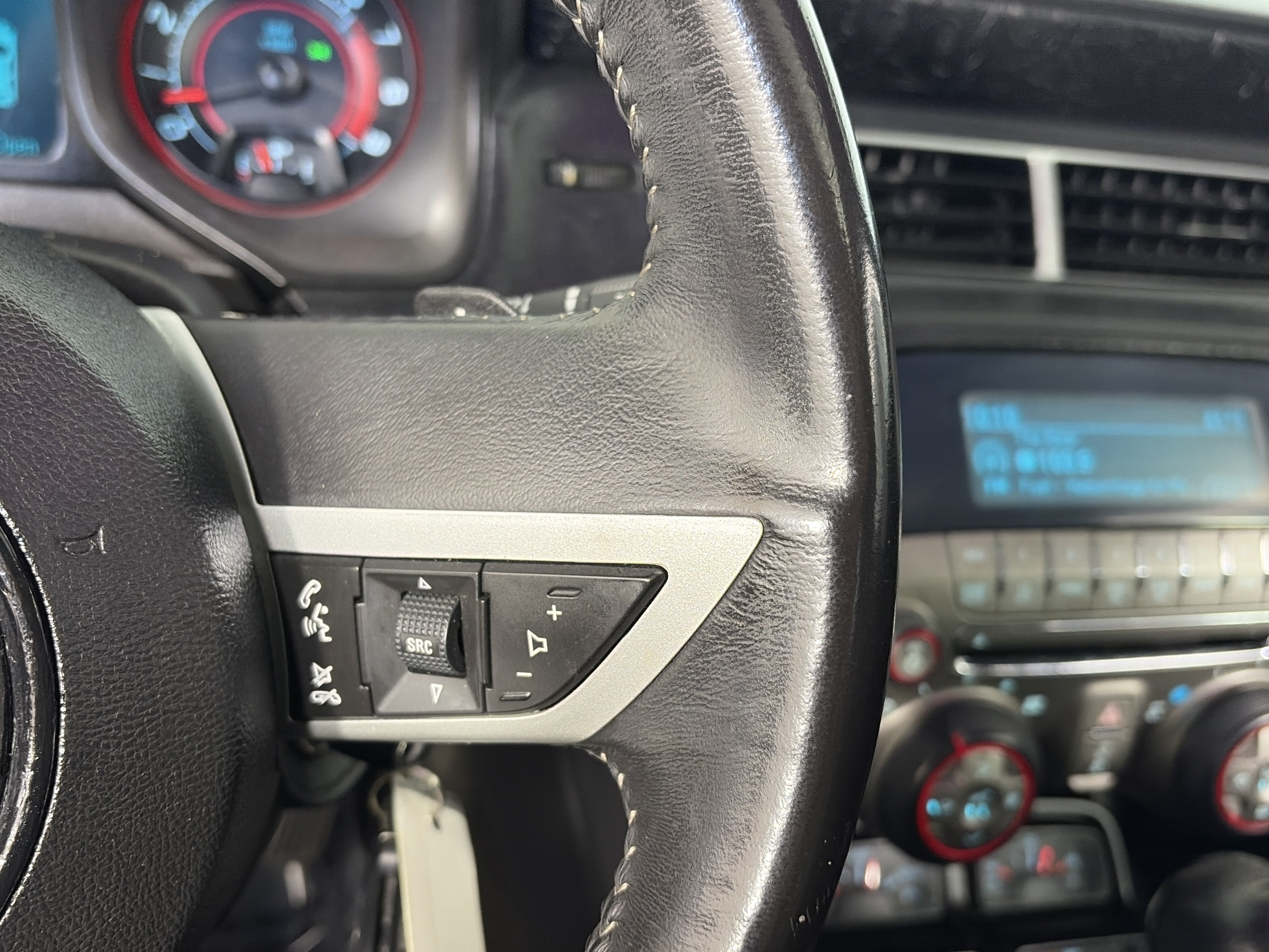 Used 2011 Chevrolet Camaro SS RWD image 29