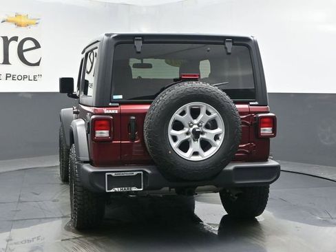 Used 2021 Jeep Wrangler Sport image 29
